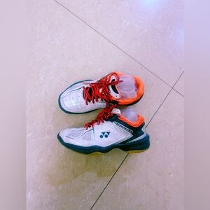 Yonex Children kid badminton Professional Training shoes‎ Power Cushion Size 1